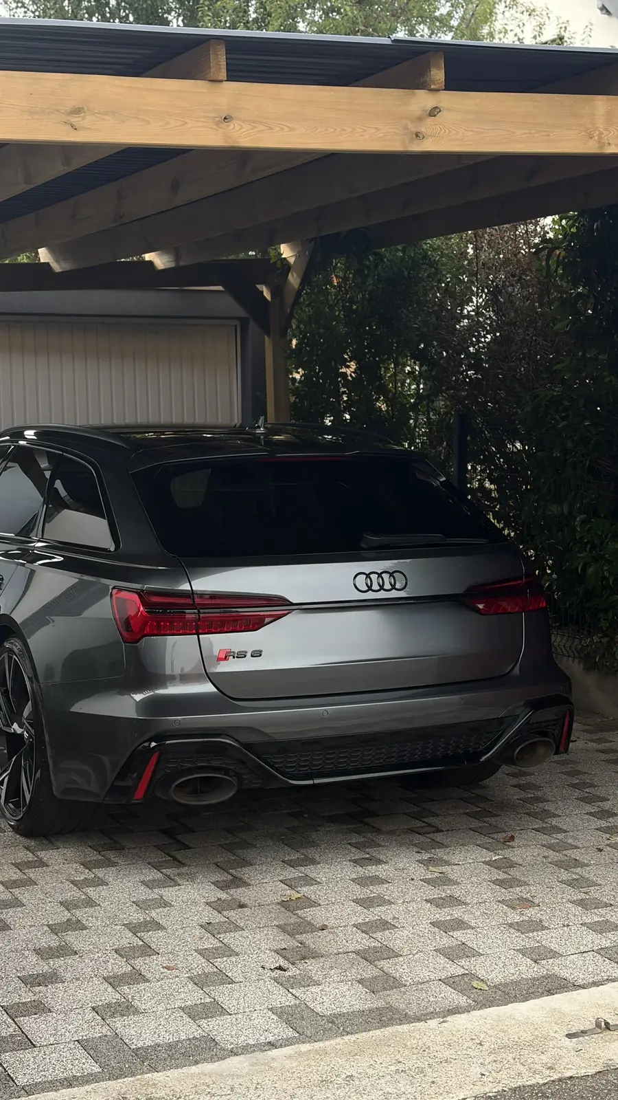 Audi RS6 — Detailing extérieur — séchage au souffle